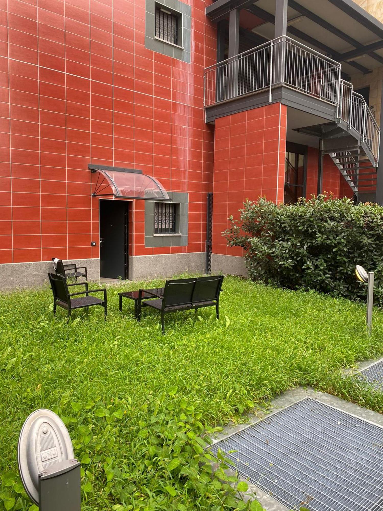 Cos54 - Exclusive Apartment With Garden In Mailand Exterior foto